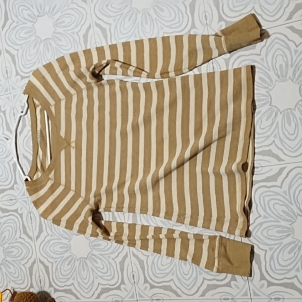 Womens Old Navy Long Tan and White Crewneck Sweater Long Sleeve Sz M
